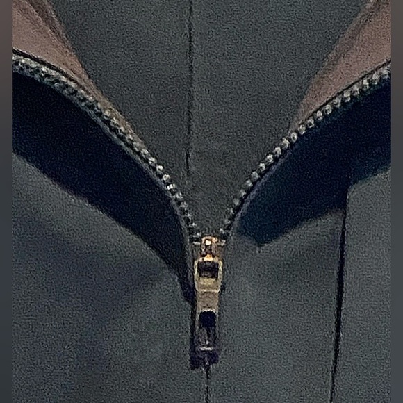 Lululemon Men’s “Sojourn” Jacket. XL - Picture 5 of 6